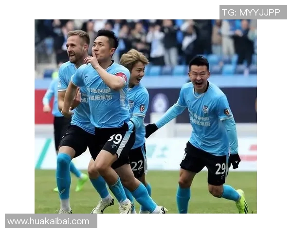 大连足球的璀璨星河：那些曾在绿茵场上闪耀的足球明星们